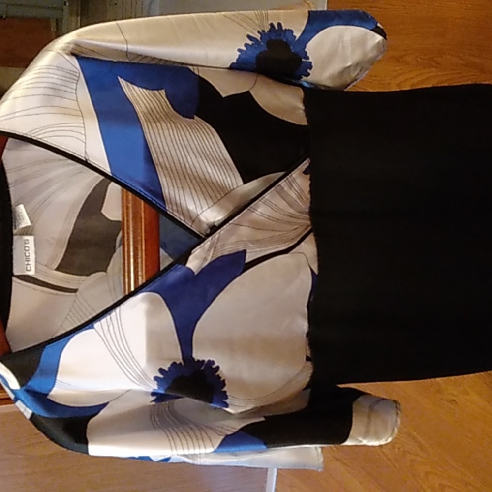 Chicos ladies top size 2